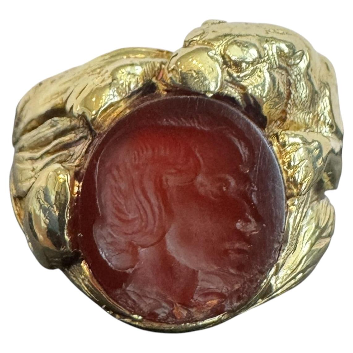 Anello con incisione in corniola d'epoca in oro giallo 18 carati, misura 5,75 #25066