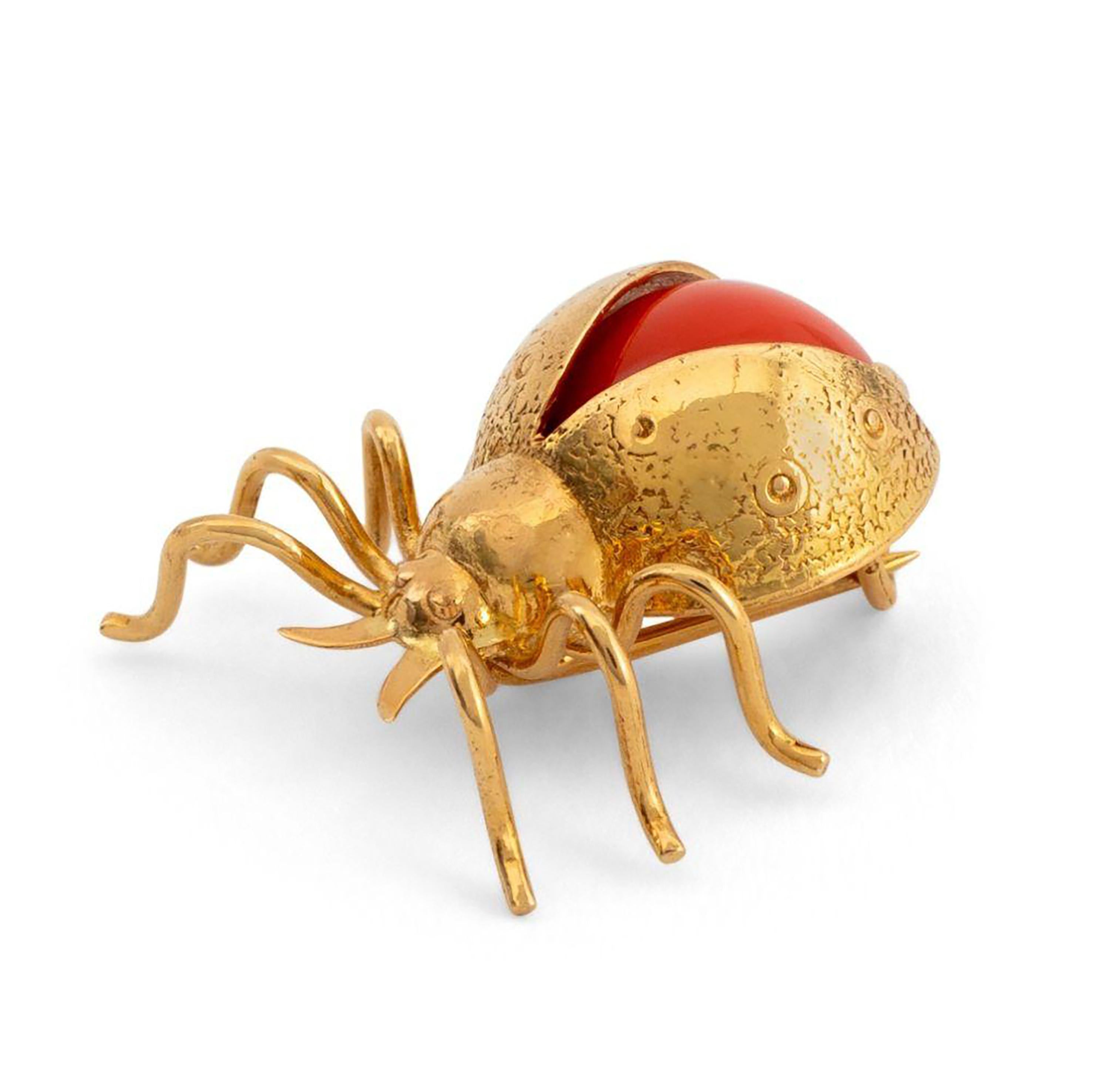 Broche en or jaune 18K, coccinelle en corail vintage 6