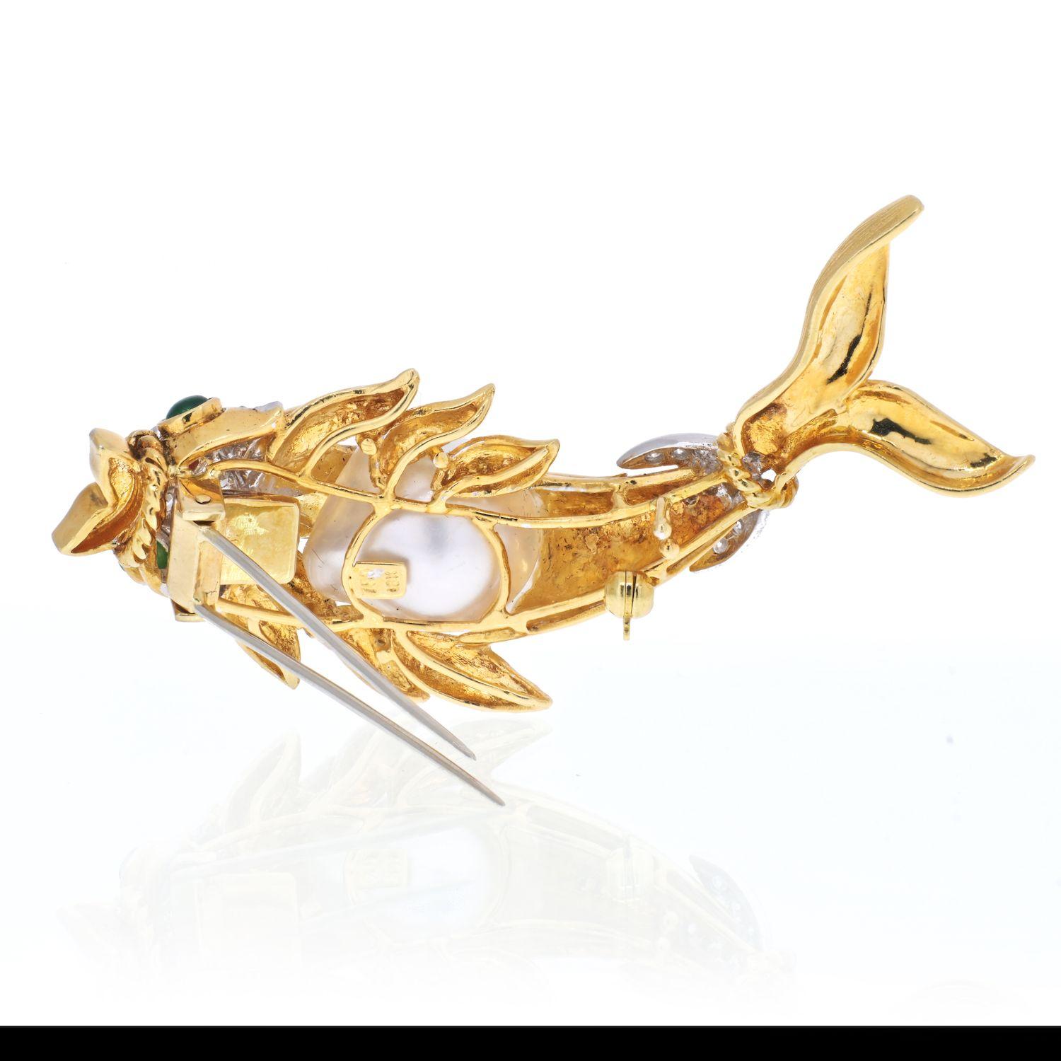 Round Cut 18k Yellow Gold Vintage Diamond and Pearl Koi Fish Brooch