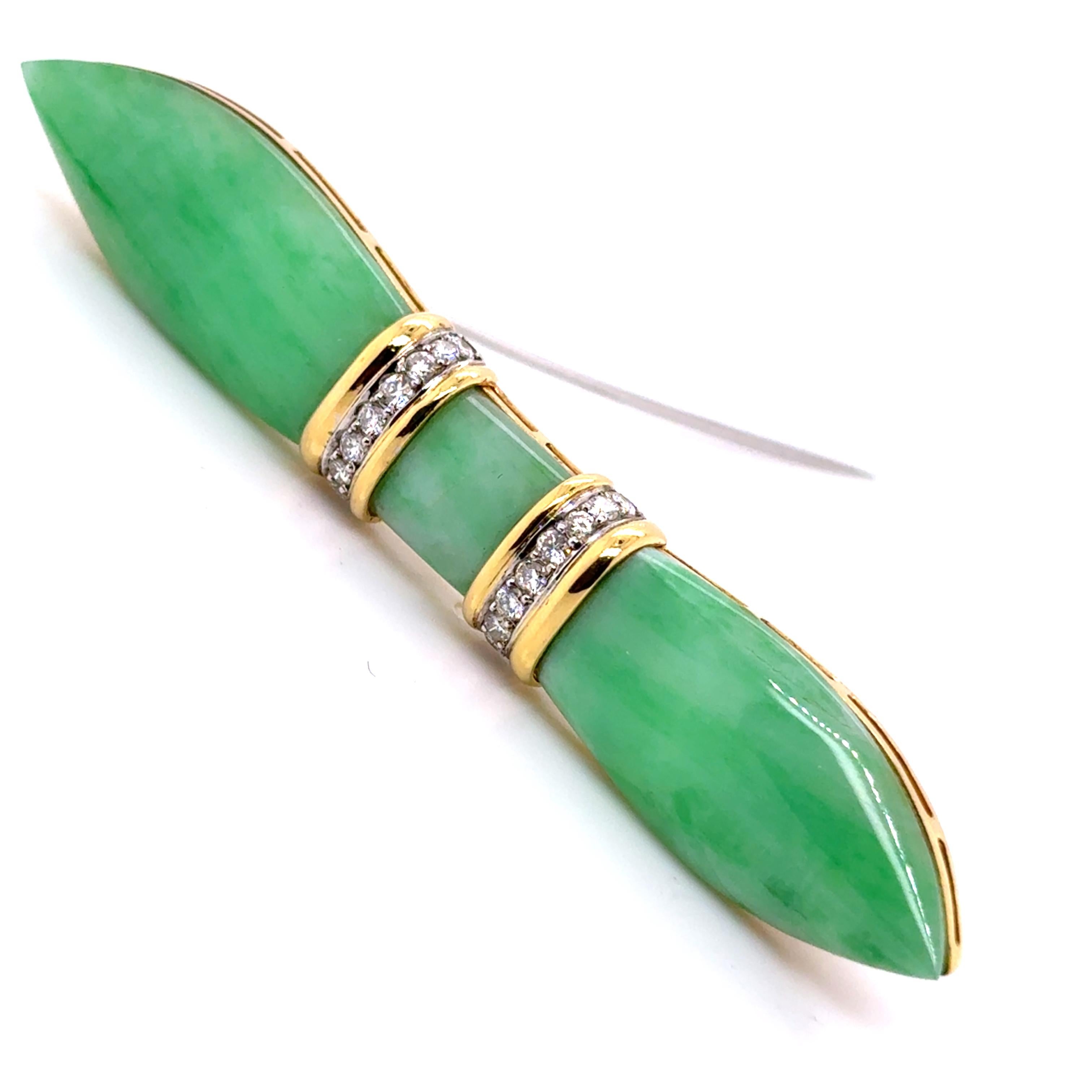 18k Gelbgold Vintage Lange Jade Diamant Pin im Zustand „Neu“ im Angebot in Hong Kong, HK