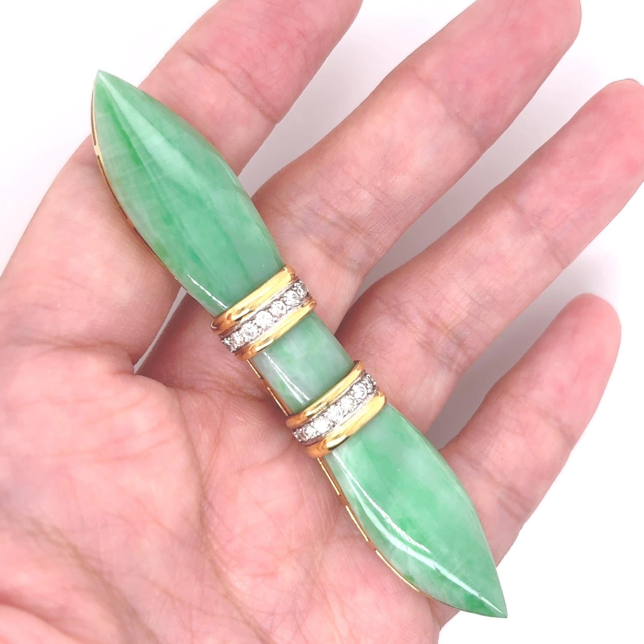 18k Gelbgold Vintage Lange Jade Diamant Pin im Angebot 4