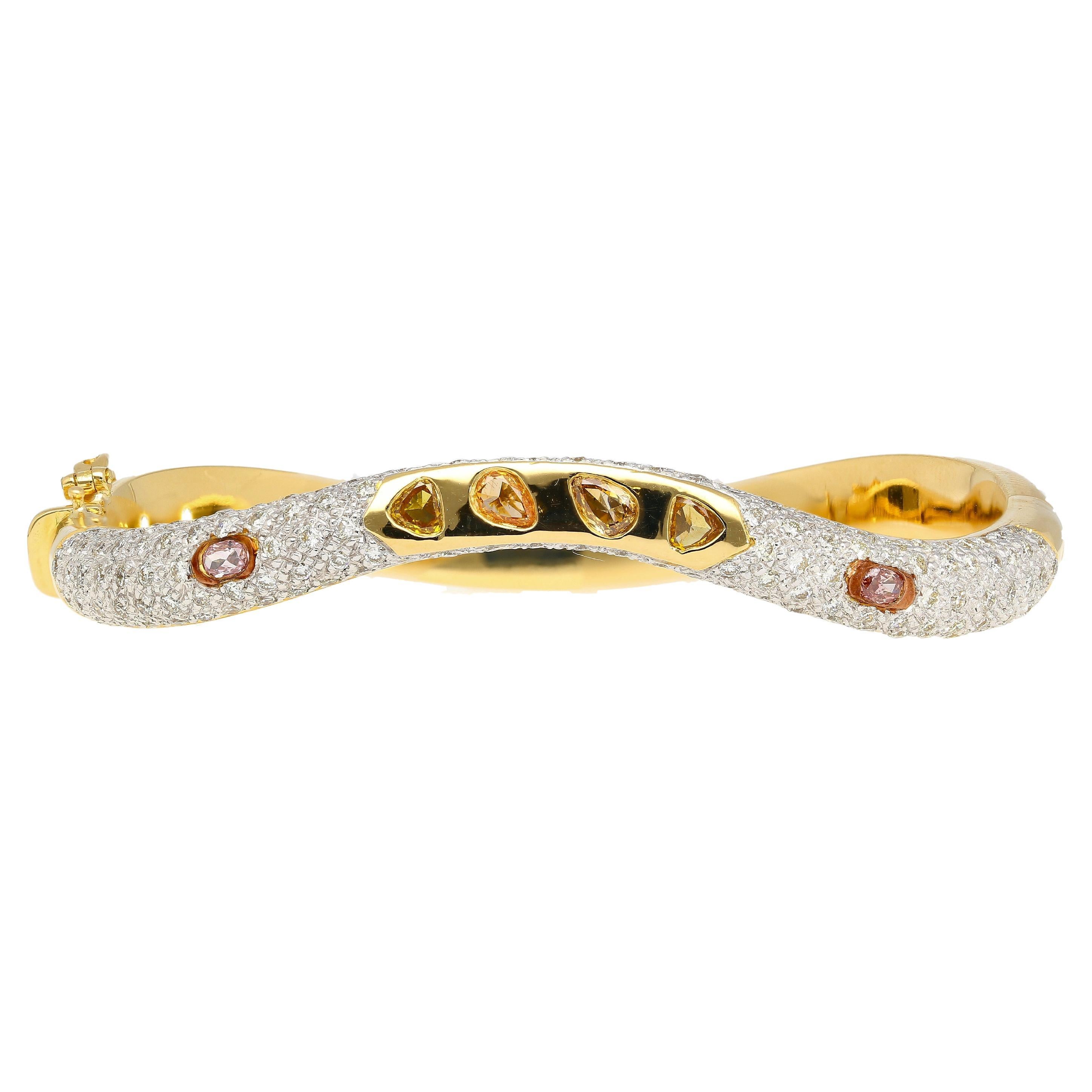 18K Yellow Gold Wavy Multi Color Diamond Pave Bangle