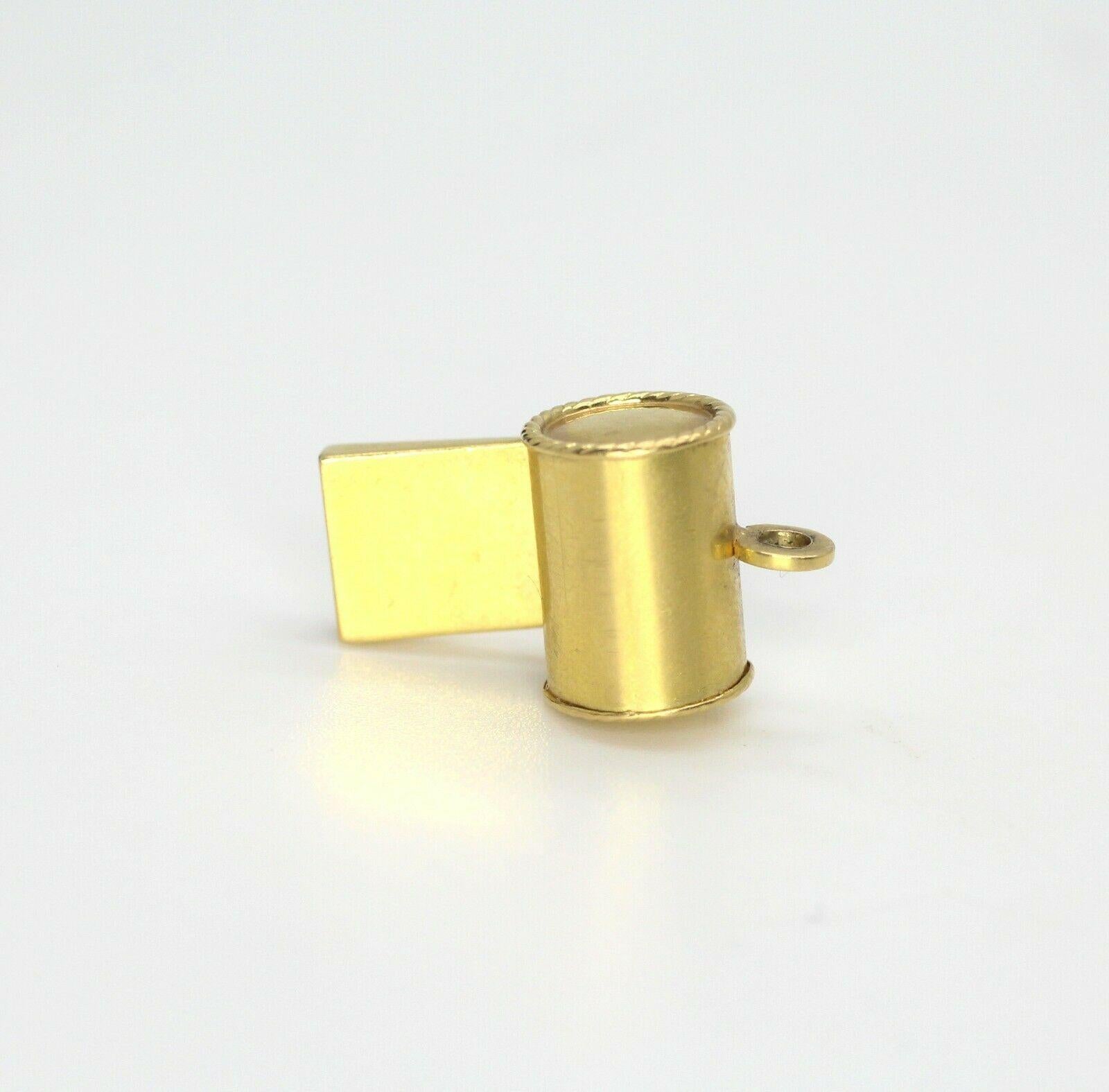 18 Karat Yellow Gold Whistle Pendant In Excellent Condition In Los Angeles, CA