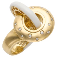 18k Gelbgold & Weißer Achat Interlocking Ring