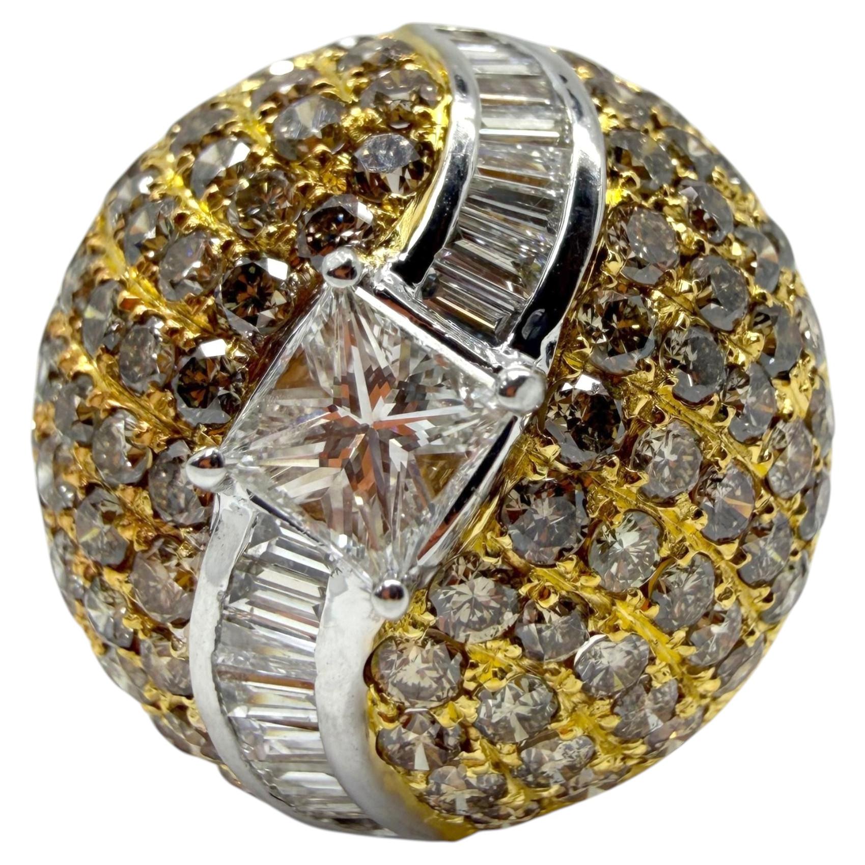18k Yellow Gold White and Brown Diamond Ring - Size 6.75 For Sale