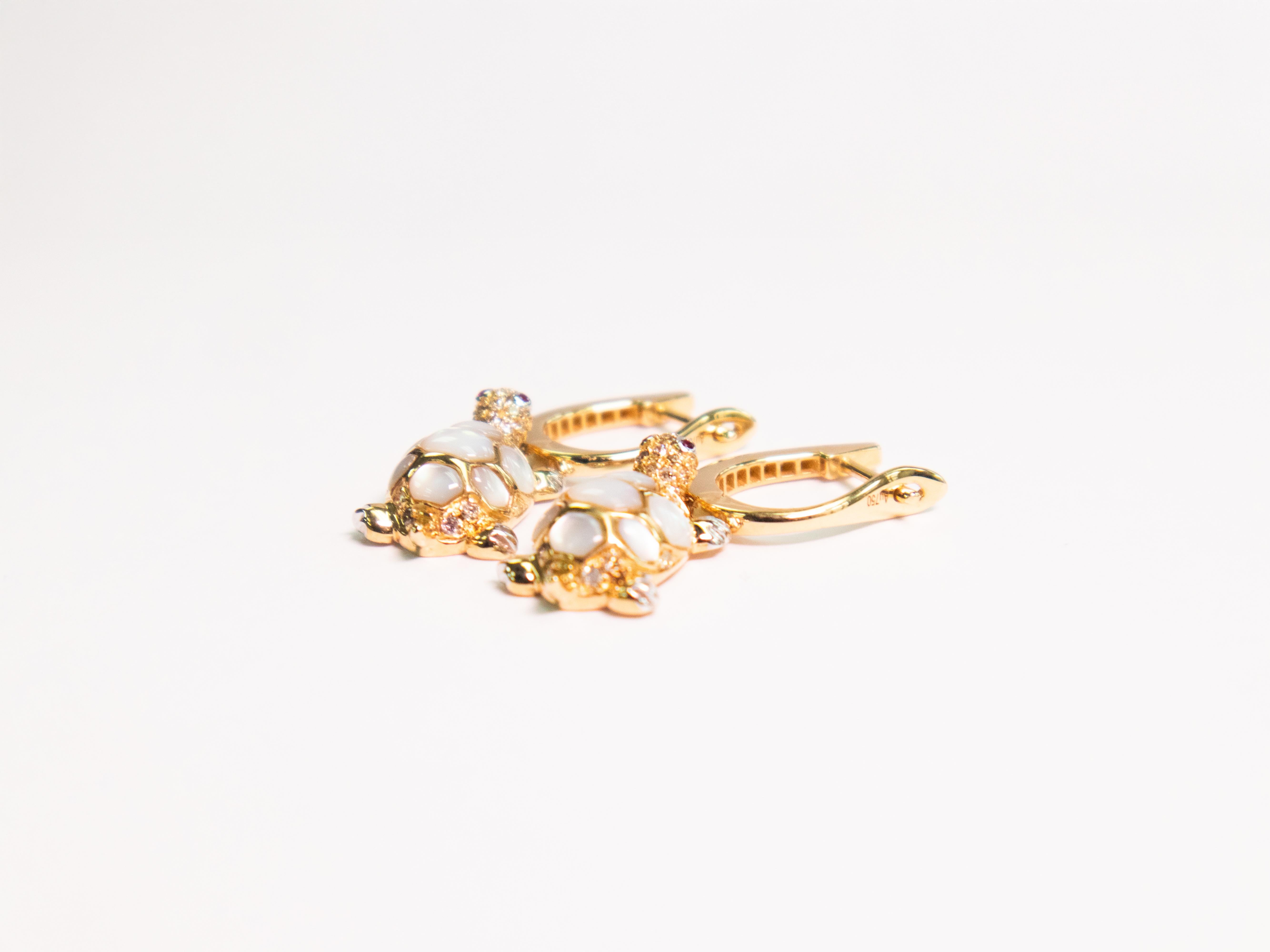 Modern 18K Yellow Gold White Shell Drop Earrings with Natural Diamonds For Sale
