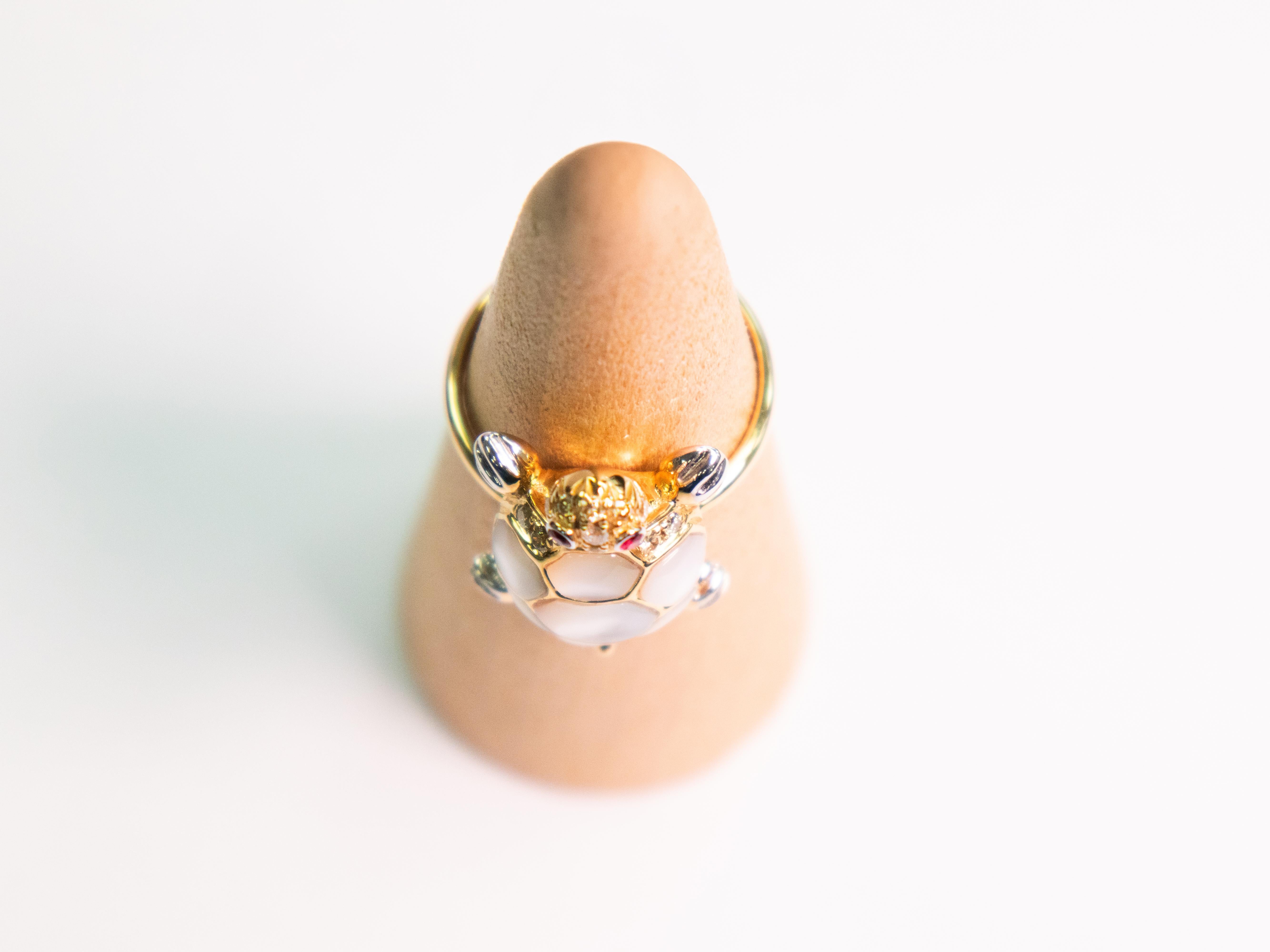 Brilliant Cut 18K Yellow Gold White Shell Turtle Ring with Natural Diamonds For Sale