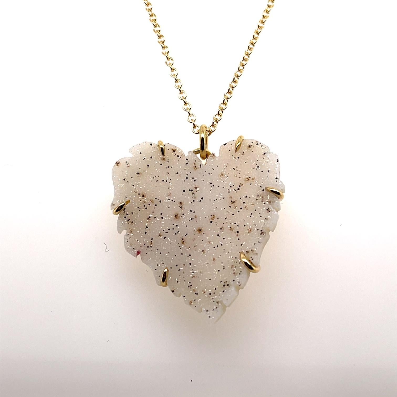 Uncut 18k Yellow Gold White Speckled Carved Druzy Heart Pendant For Sale