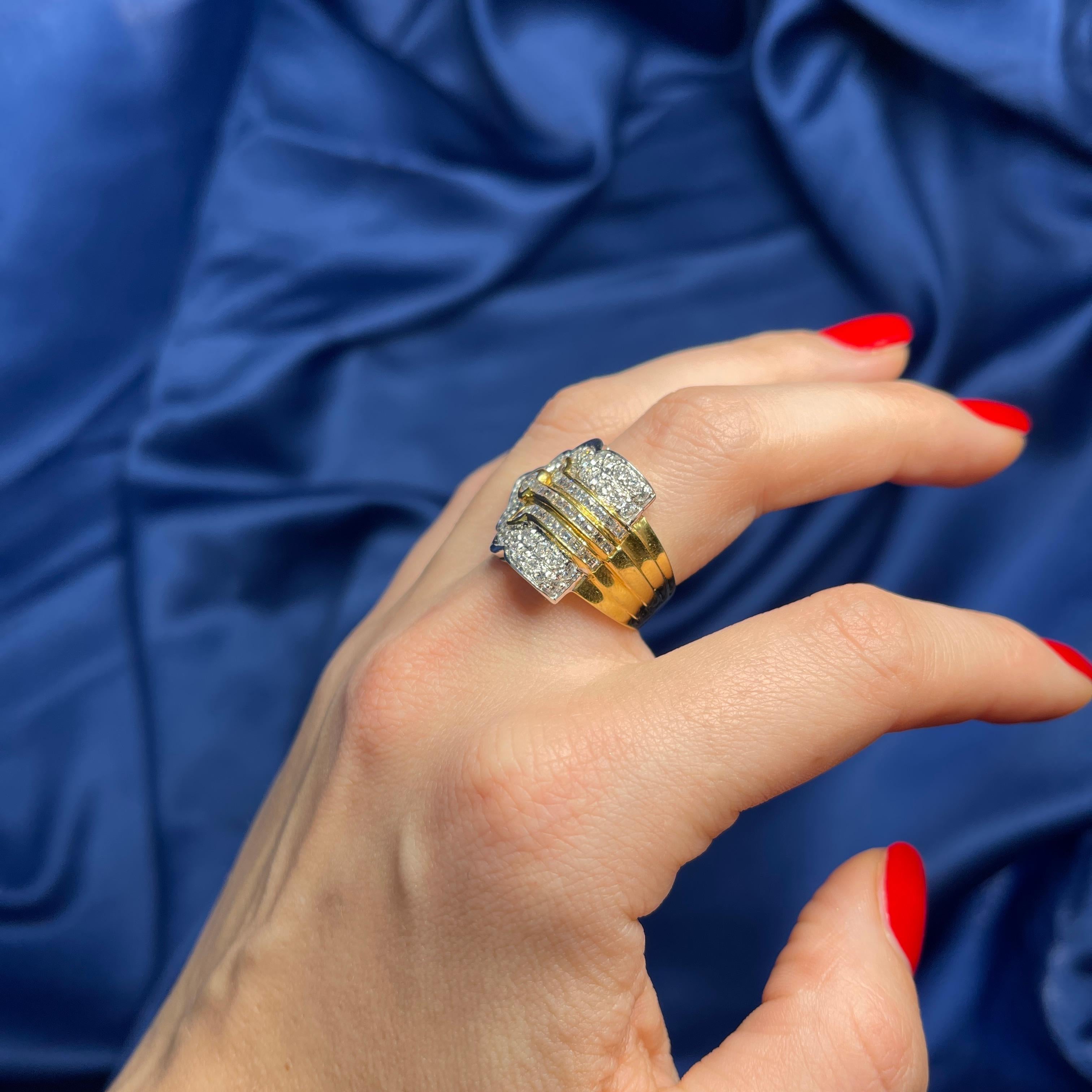 18K Yellow Gold Wide Band Ring with Diamond Leaf Motif For Sale 4
