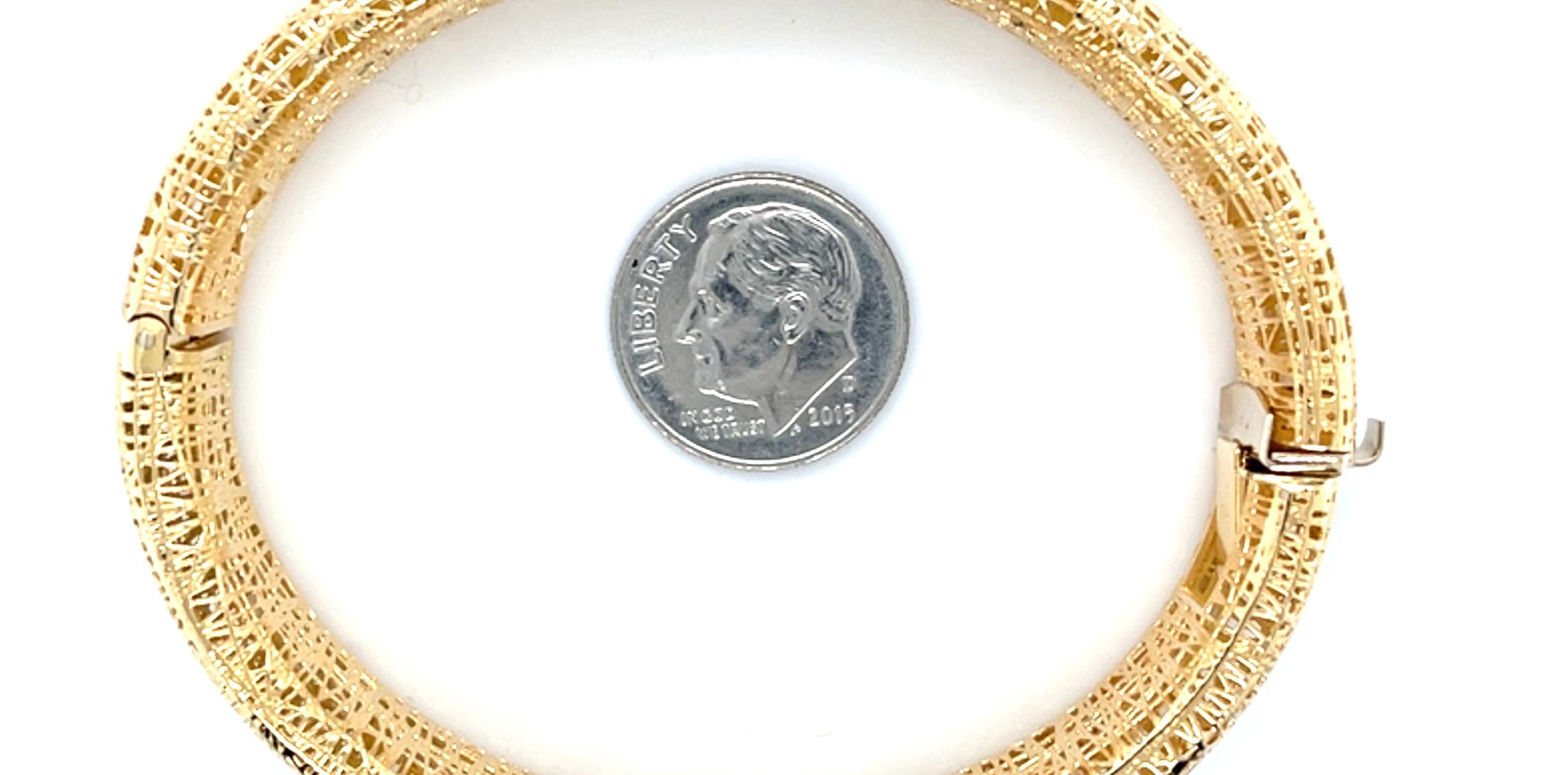 Bracelet large en or jaune 18k avec design 