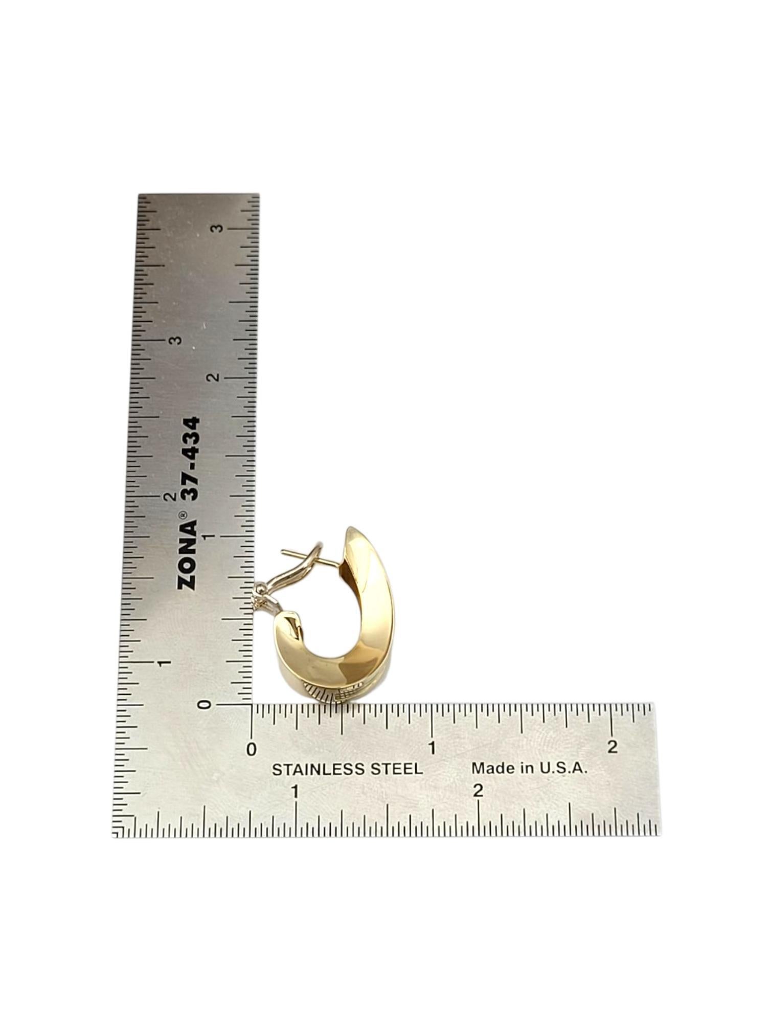 Orecchini a cerchio ovale largo in oro giallo 18K #21747 in vendita 3
