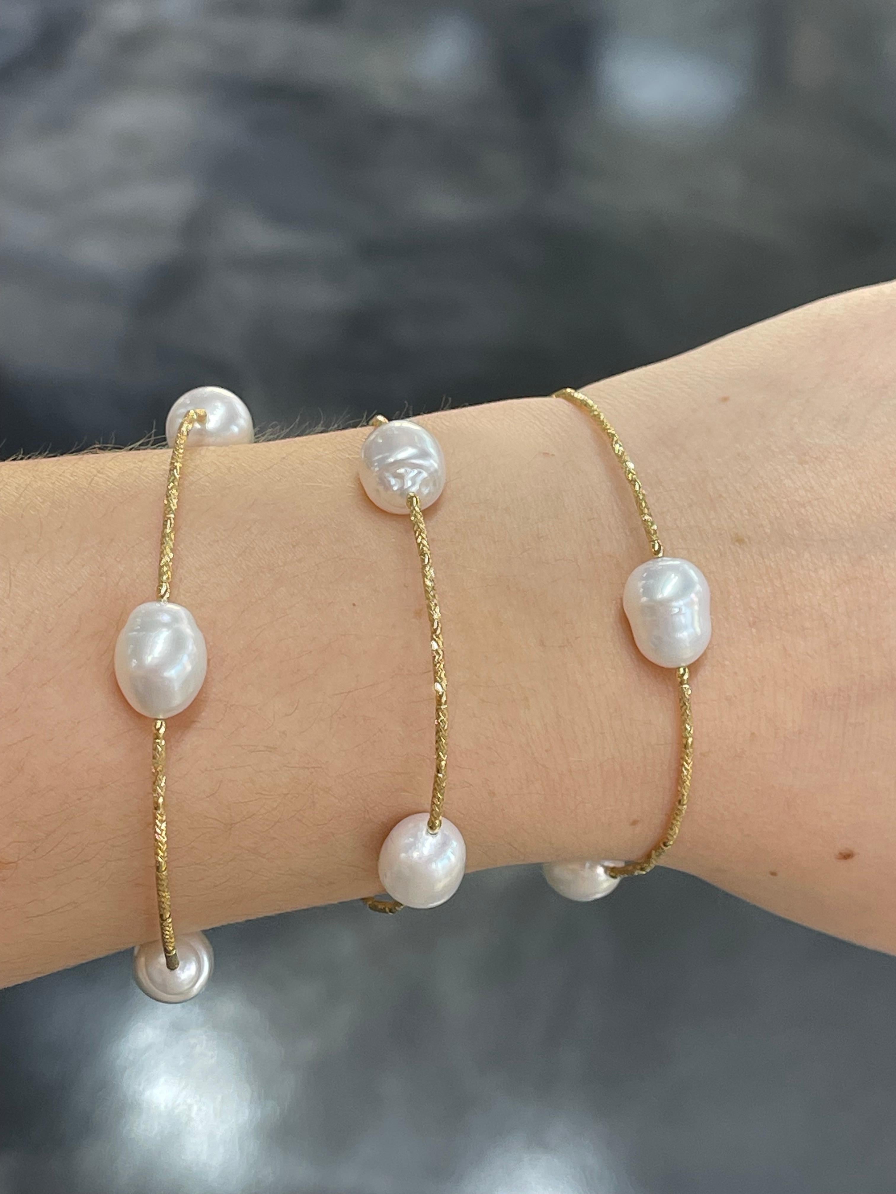 Women's 18K Yellow Gold Wire Cable White Pearl Bracelet For Sale