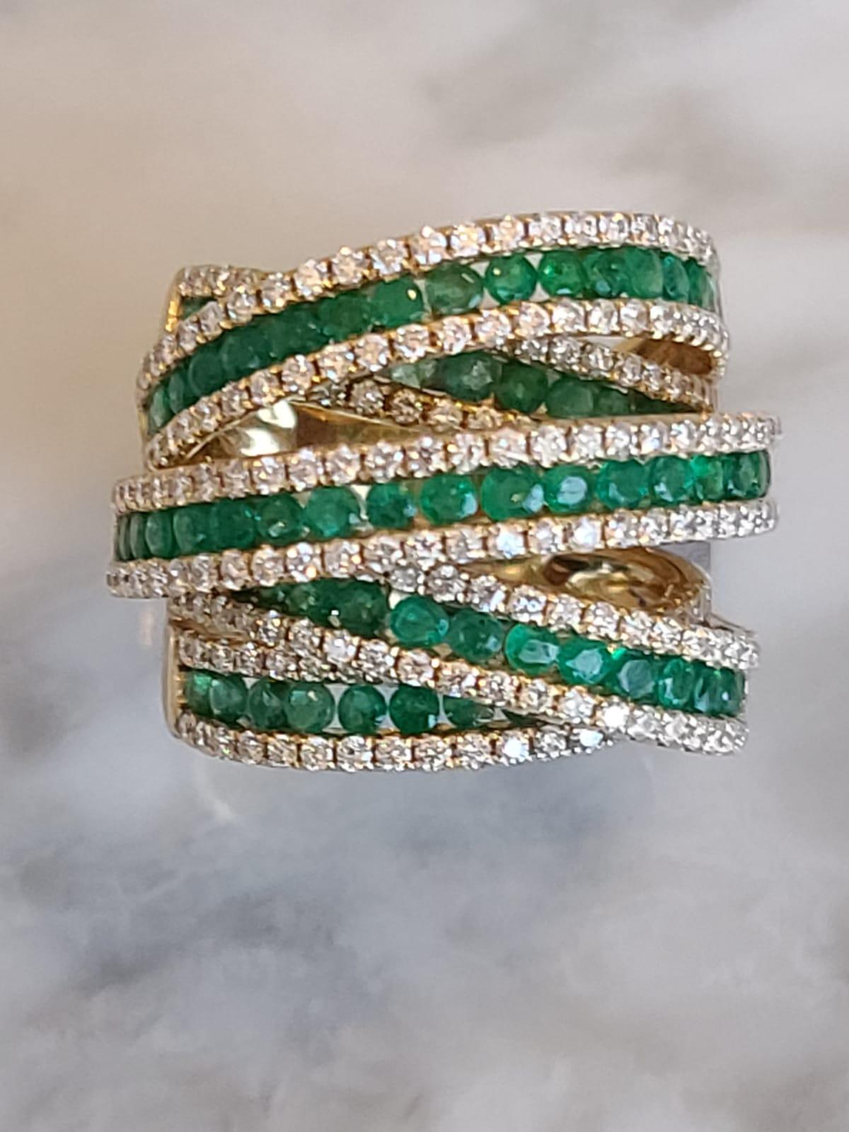 18 Karat Yellow Gold with Diamonds and Emeralds De Grisogono Inspired Style Ring 3