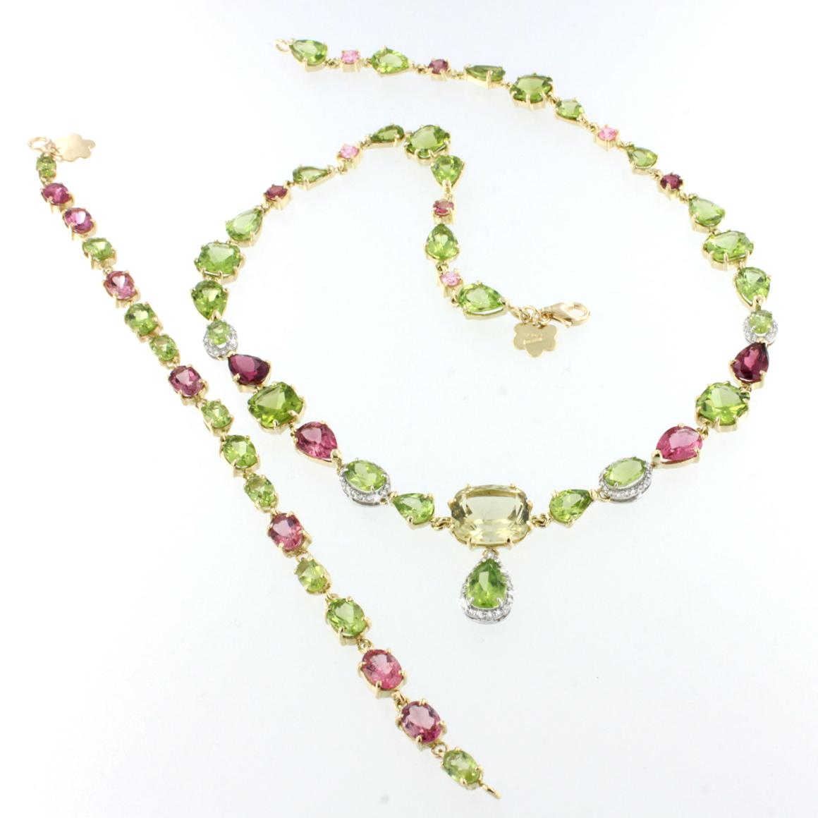 Oval Cut 18 Karat Gold with Peridot Tourmaline Quartz White Diamonds Bracelet Necklace For Sale