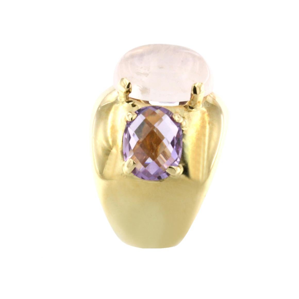  Combination of shapes and colors made a unique fashion and modern ring in 18k yellow gold with colored stones. Made in Italy by Stanoppi Jewellery since 1948.
Ring in 18k yellow gold with Pink Quartz (oval cabochon cut, size: 14x10 mm) and Amethyst