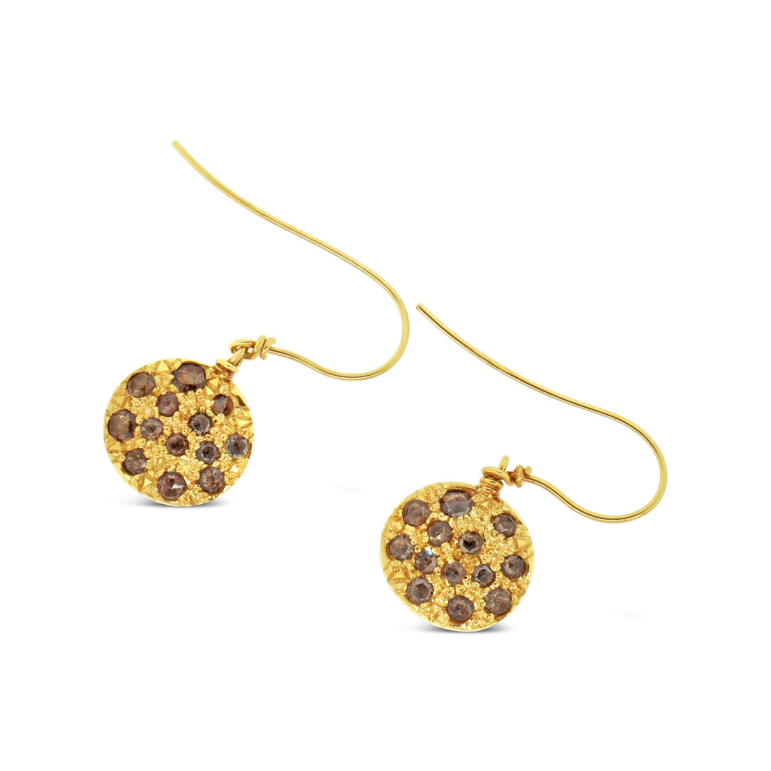 Pendants d'oreilles en or jaune 18 carats avec diamants taille rose Bon état - En vente à New York, NY