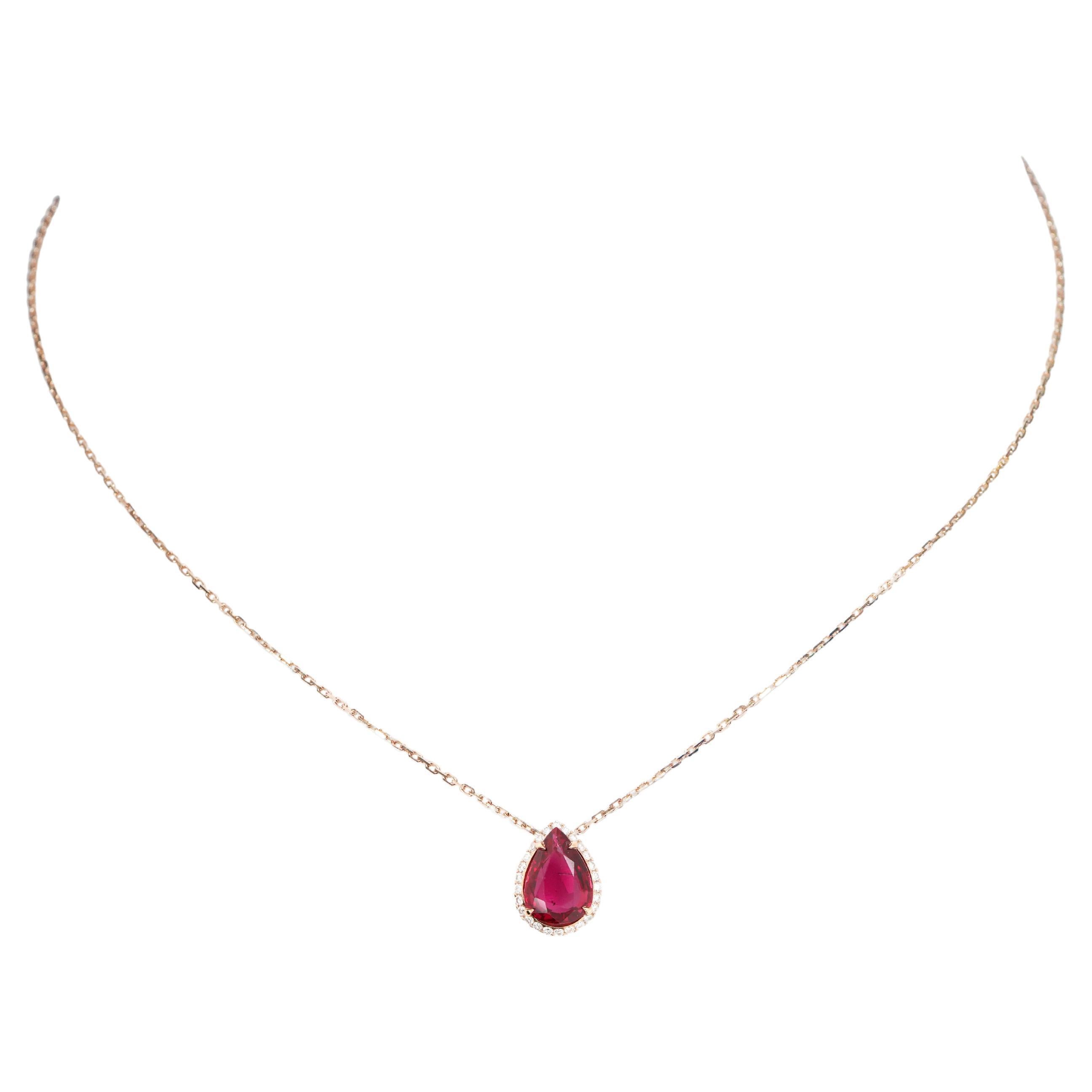 18K Yellow Gold Necklace With Ruby 2.27 ct. For Sale