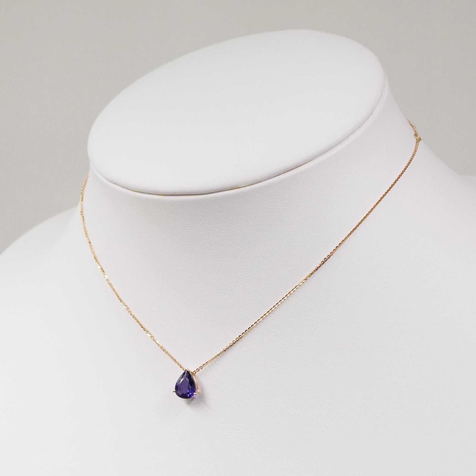 Pear Cut 18K Yellow Gold Necklace With Sapphire 2.24 ct. For Sale