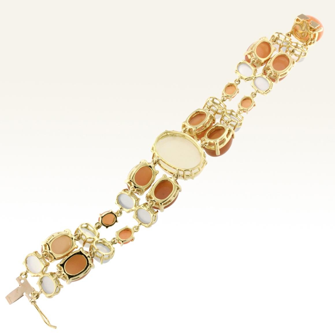 Modern 18 Karat Yellow Gold with White and Peach Moonstone and Chalcedony Bracelet For Sale