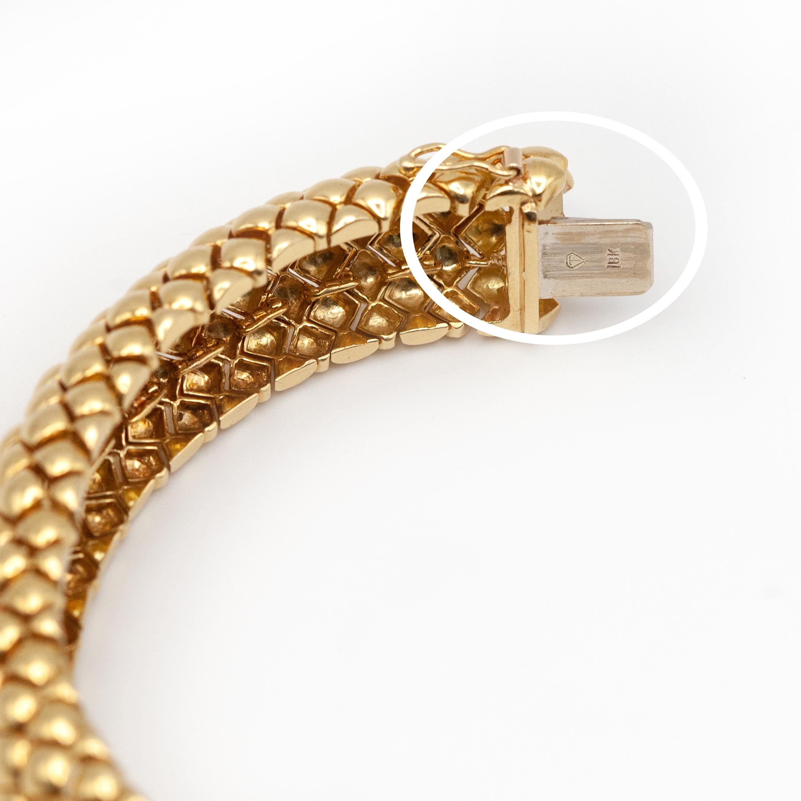 Pulsera de cúpula ancha Boombe tejida en oro amarillo de 18 quilates en venta 7