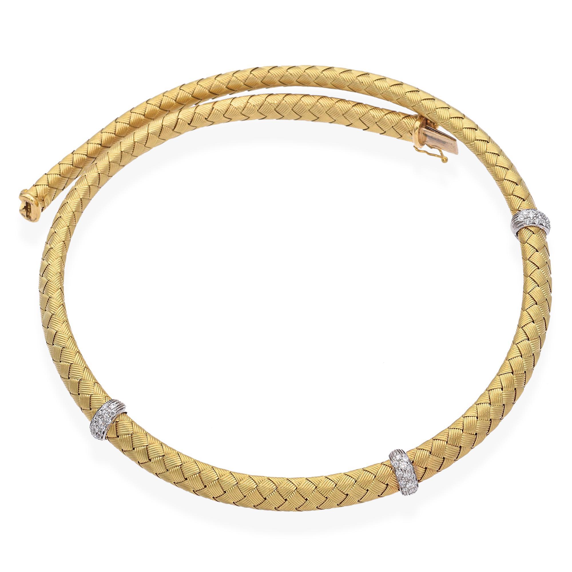 Collana intrecciata con diamanti e zaffiri in oro giallo 18 carati In condizioni buone in vendita a New York, NY