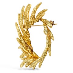 Antique 18K Yellow Gold Wreath Design Brooch