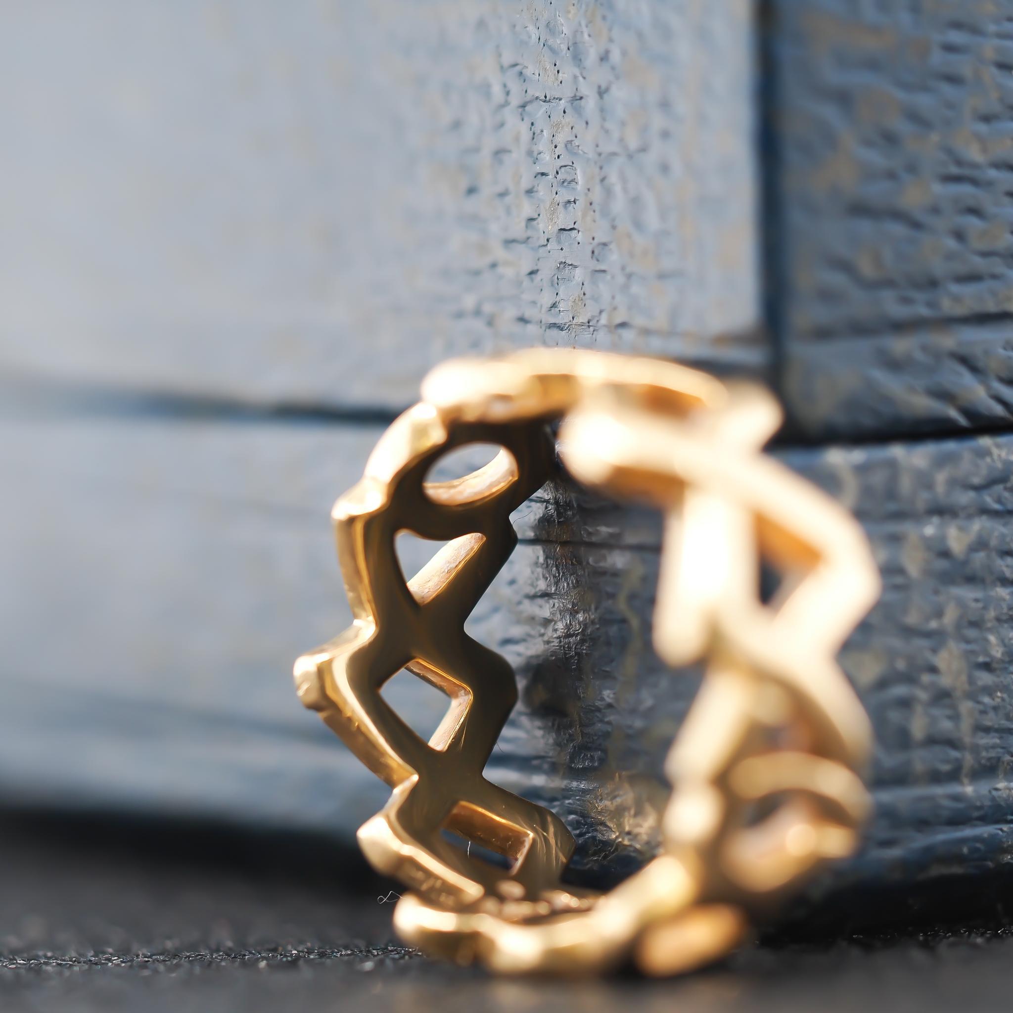 18K Yellow Gold “XXOO” Paloma Picasso Tiffany and Co Ring For Sale 1