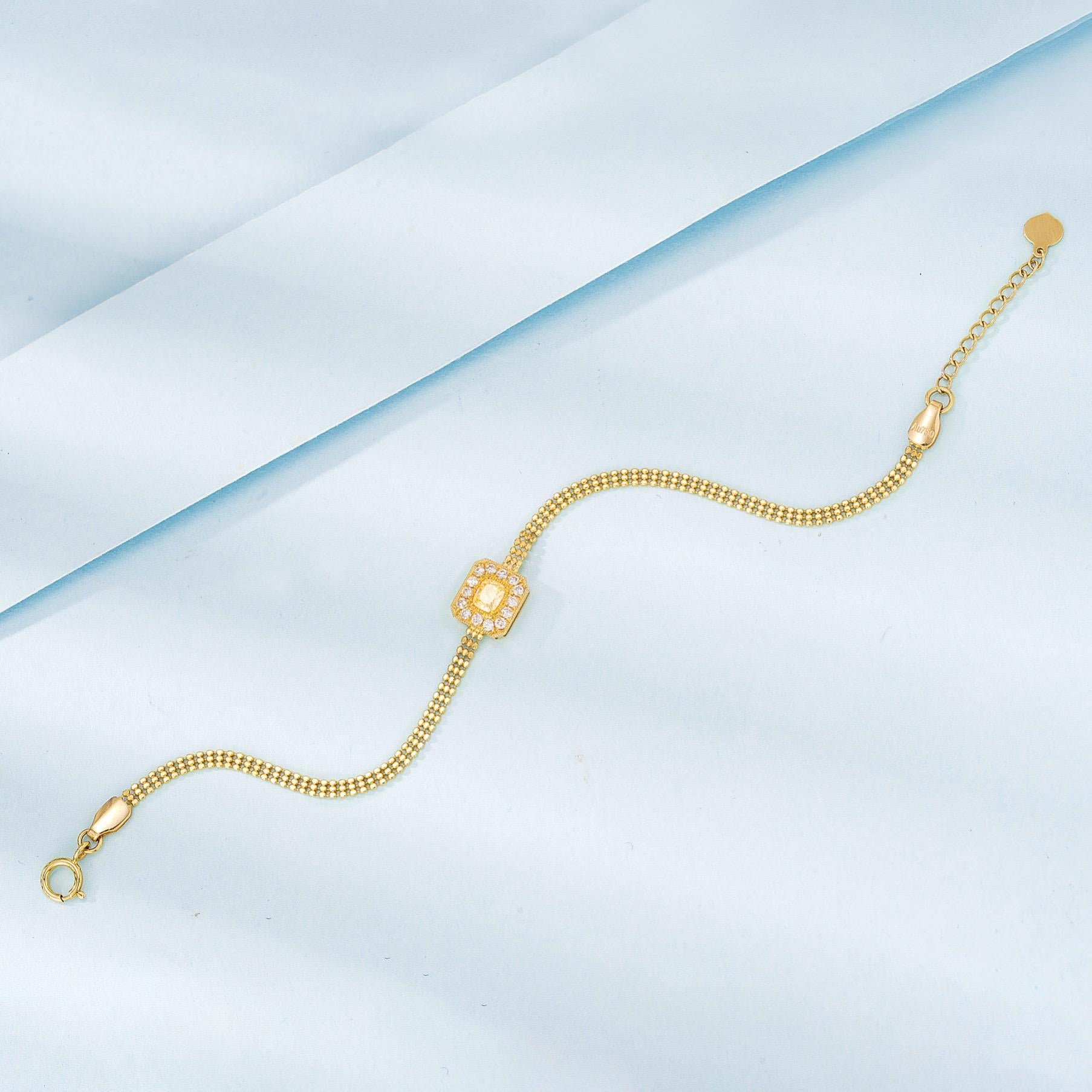 Cushion Cut 18K Yellow Gold Yellow Diamond Chain Bracelet with Diamonds For Sale