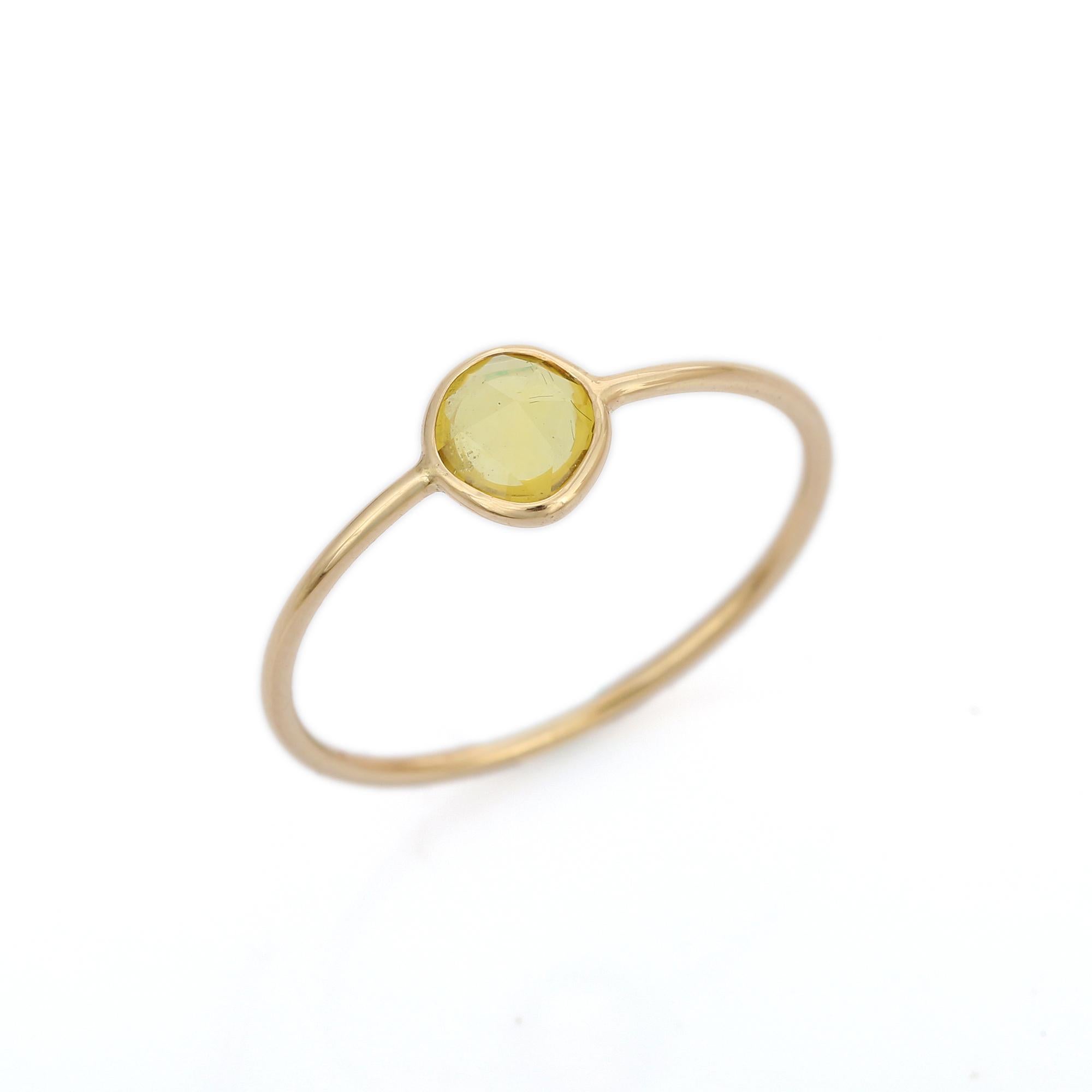 For Sale:  18k Yellow Gold Single Stone Yellow Sapphire Ring  4