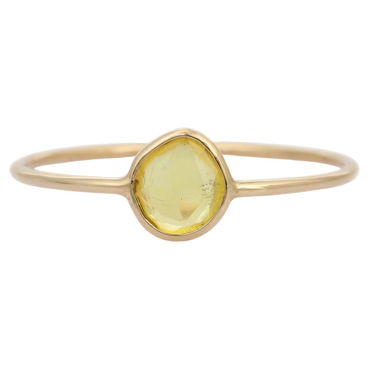 18k Yellow Gold Single Stone Yellow Sapphire Ring 