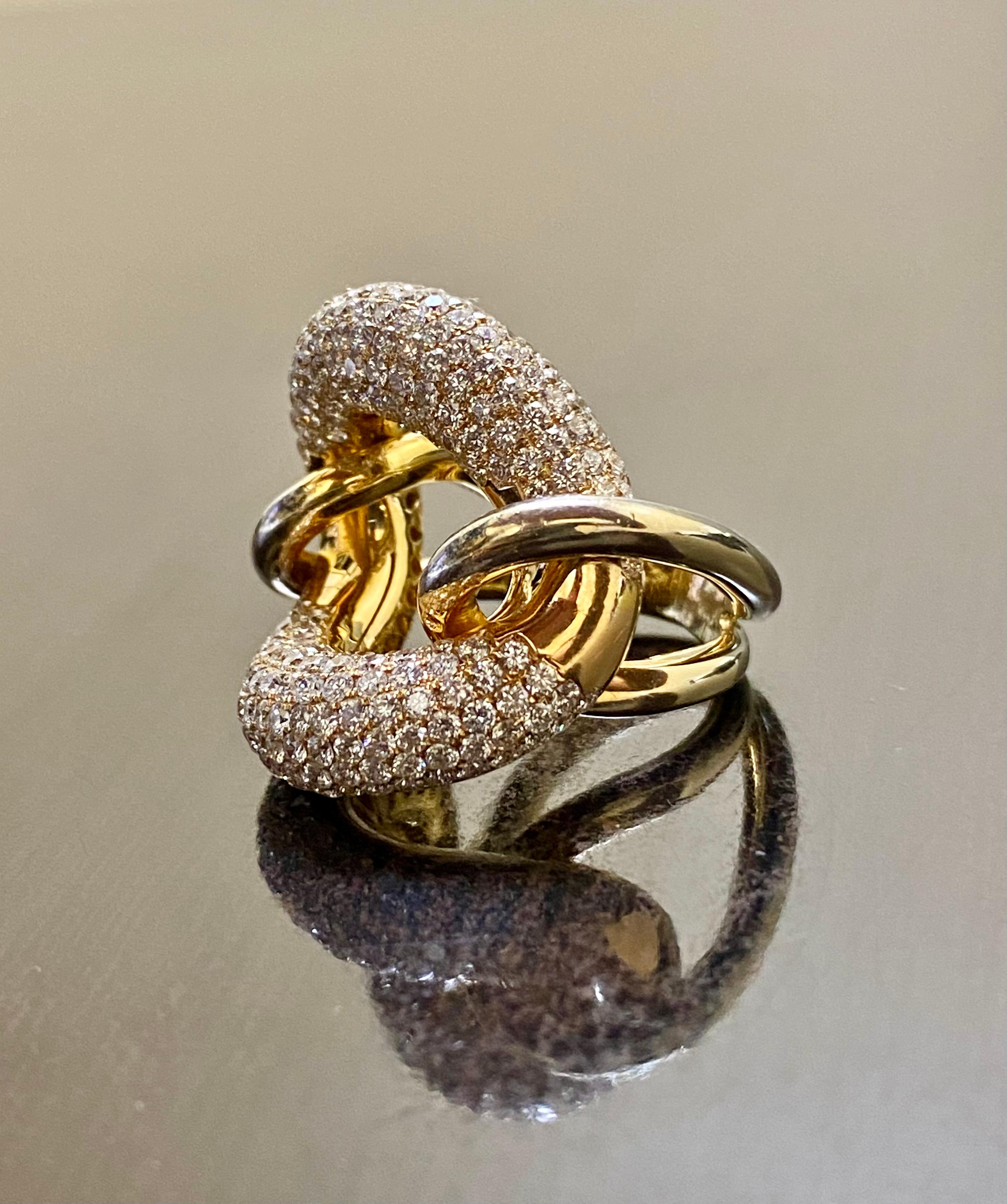 18K Yellow Gold Yin Yang 6 Carat Diamond Swirling Cocktail Ring For Sale 2