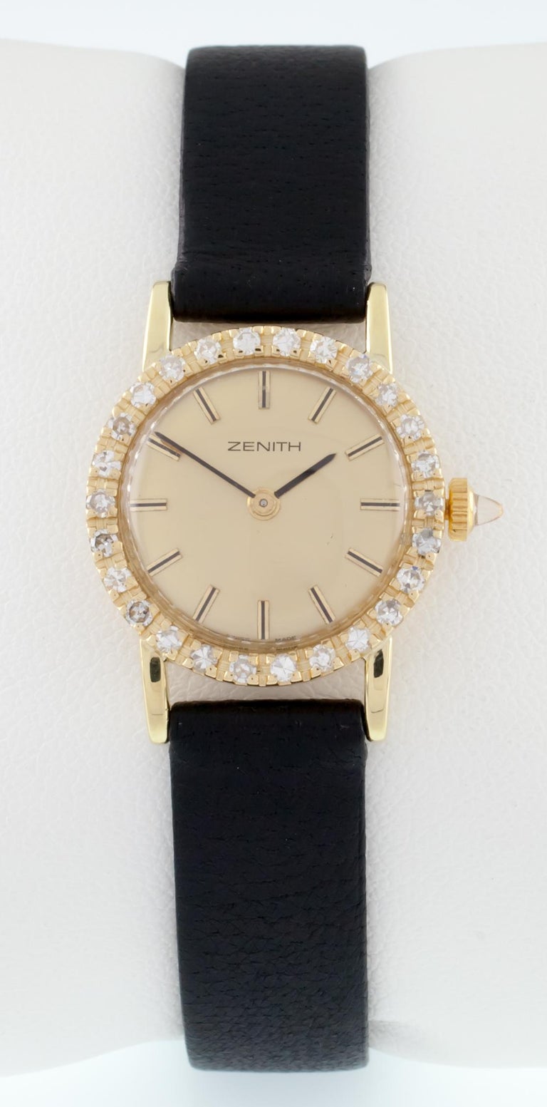 18 Karat Yellow Gold Zenith HandWinding Women's Dress Watch with Diamond Bezel at 1stDibs