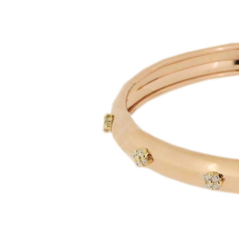 Offener Armreif aus 18 Karat Gelb- und Roségold mit handwerklichem Diamanten in florentinischem Finish (Kunsthandwerker*in)