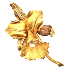 18k Yellow & Rose Gold Retro Style Leaf Brooch