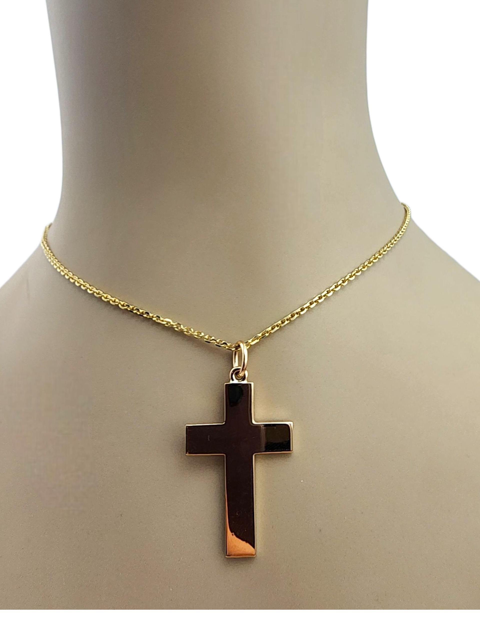 Pendentif croix en or jaune massif 18K #22374 en vente 4