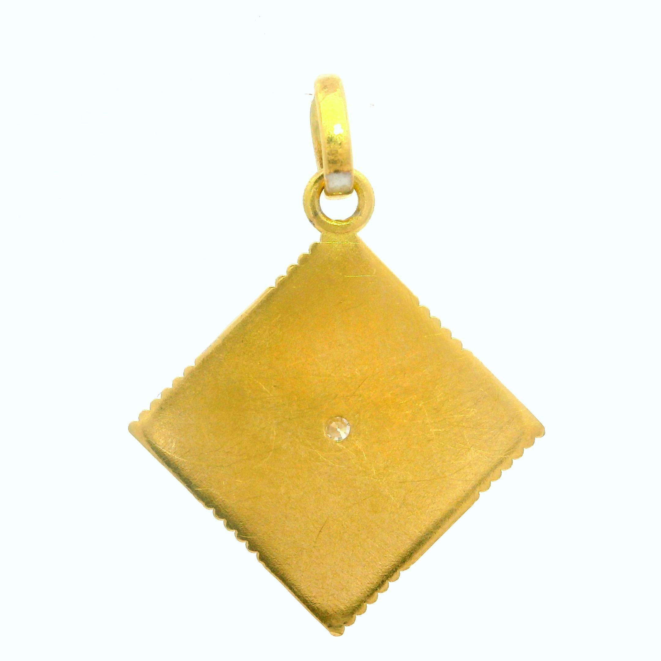 Taille brillant Pendentif à breloques en or jaune et blanc 18k avec 0.06ctw Diamond Square Basket Weave Charm en vente