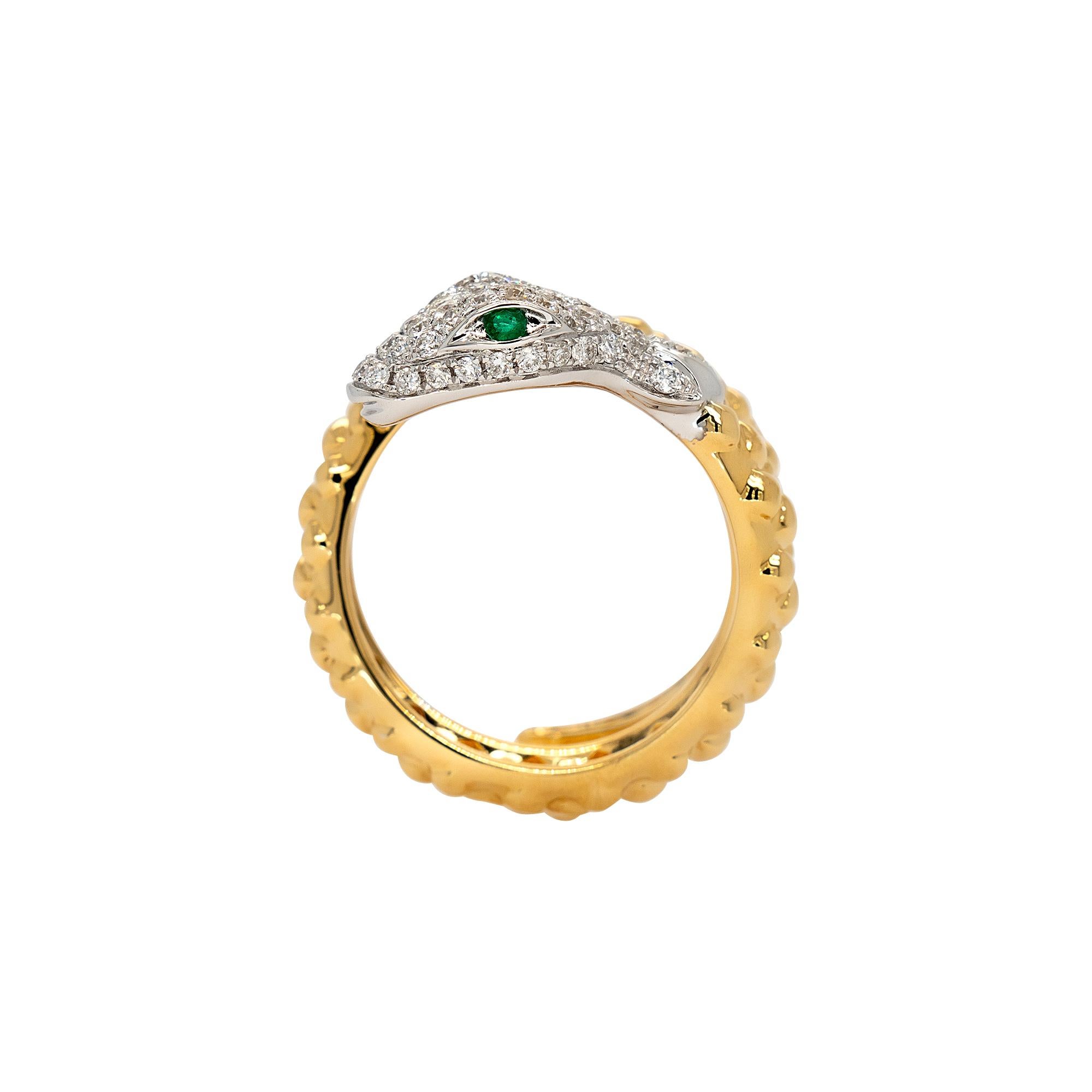Round Cut 18k Yellow & White Gold 0.48ct Round Brilliant Diamond 0.04ct Emerald Snake Ring For Sale