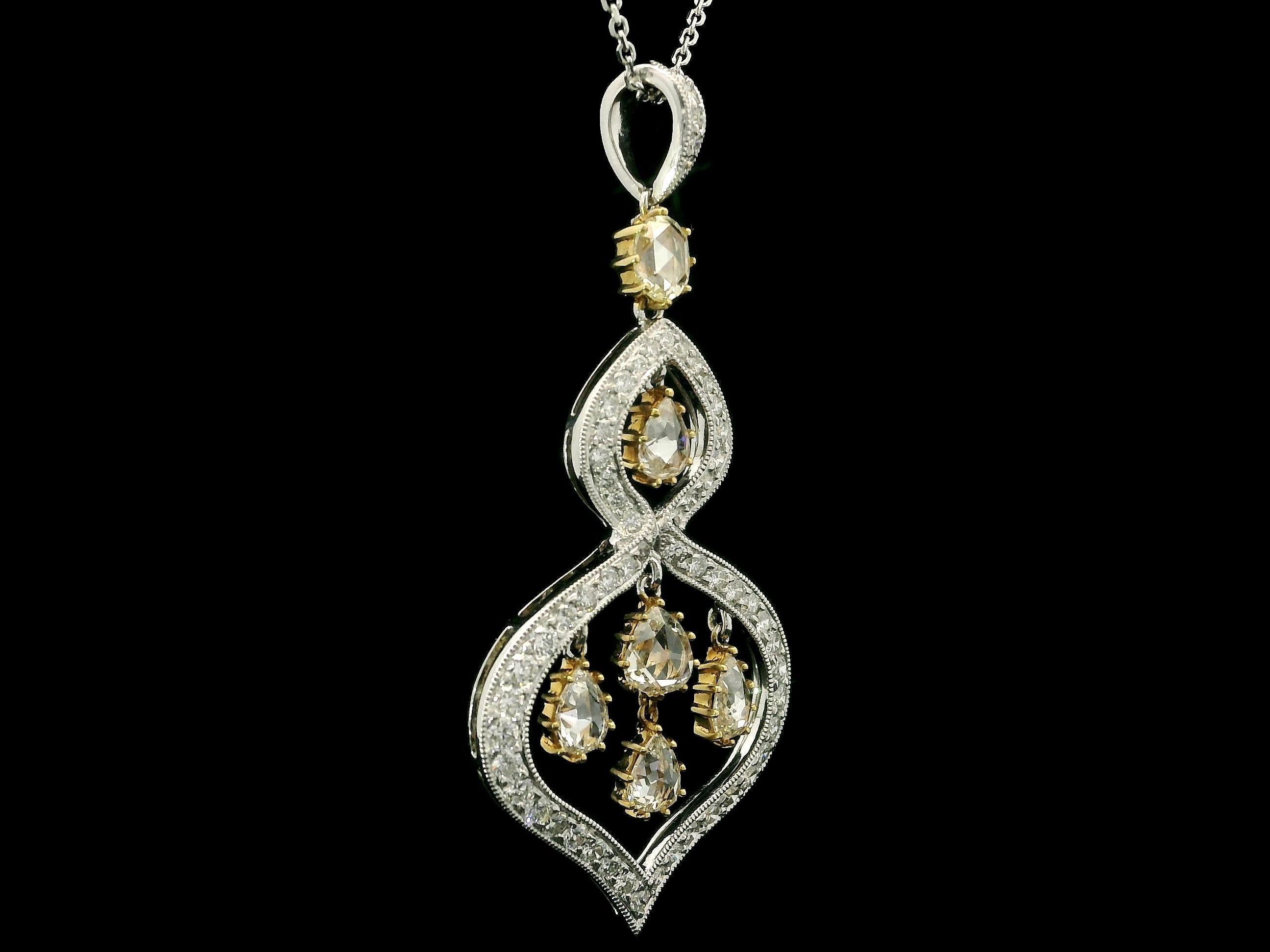 Collana a catena in oro giallo e bianco 18k con ciondolo a forma di nappina e diamante da 1,90ctw in vendita 4