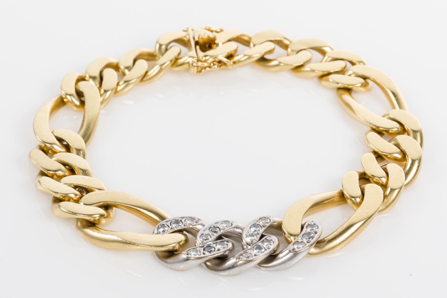 18 Karat Yellow and White Gold Curb Link and Diamond Unisex Bracelet For Sale 3