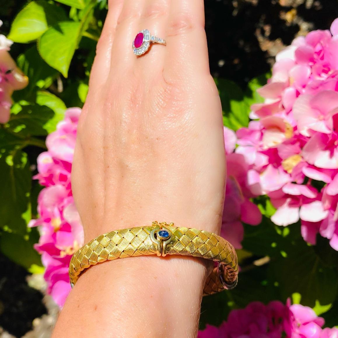 Armband aus 18k Gelb- und Weißgold mit Diamanten und Saphiren 4