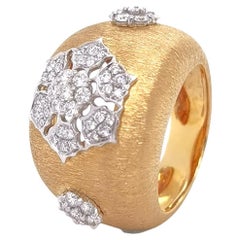 18K Yellow & White Gold Flower Diamond Openwork Ring in Florentine Finish