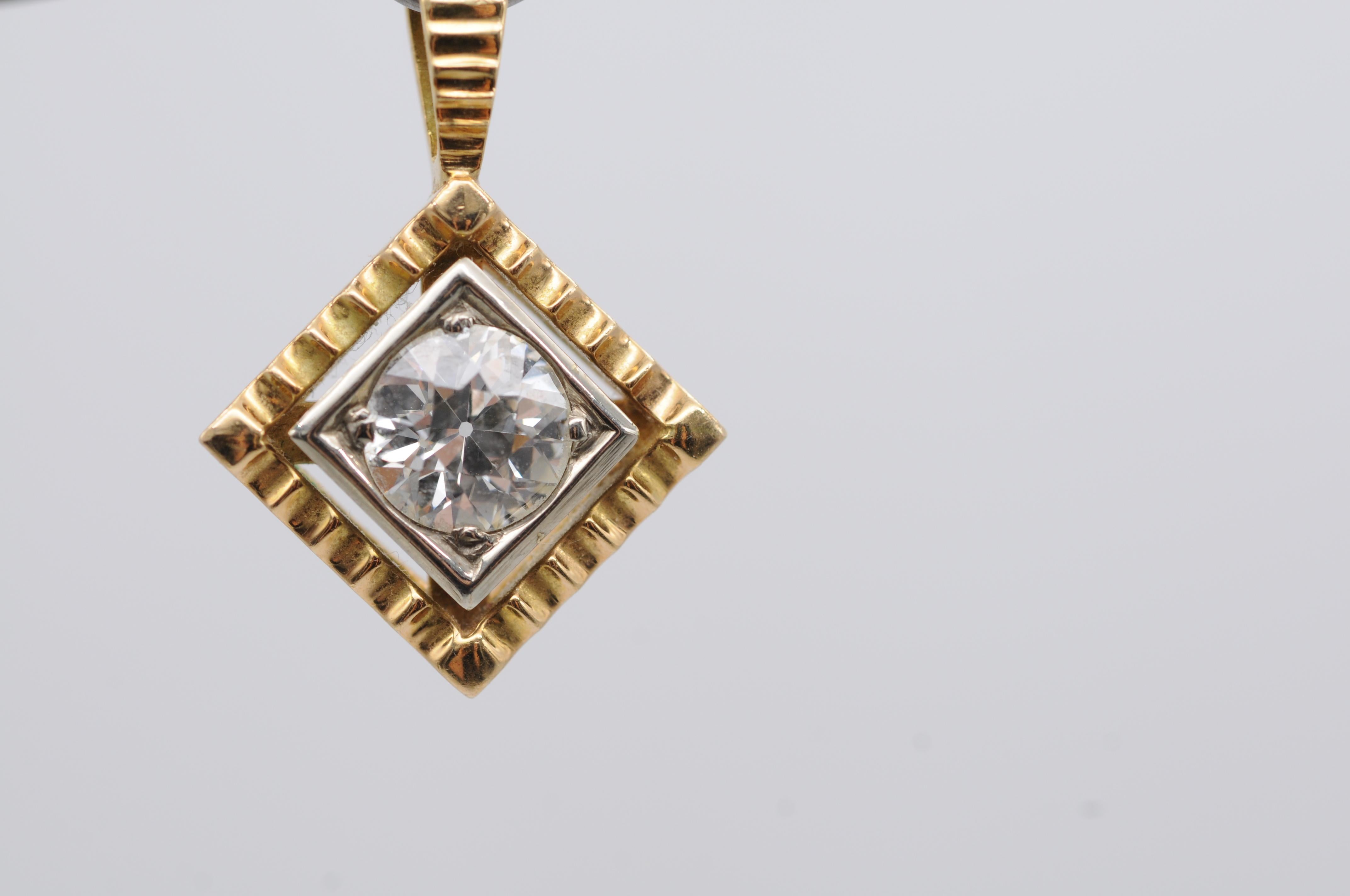 Taille vieille Europe Pendentif en or jaune/blanc 18 carats avec diamant de 1,02 carat de taille ancienne, F VVS1 en vente