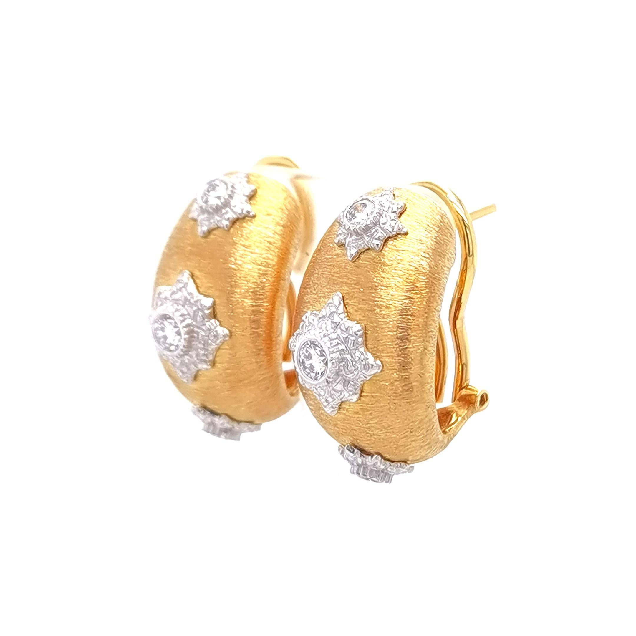 18 Karat Gelb- und Weißgold Drei-Stein-Diamant-Ohrringe in florentinischer Ausführung (Kunsthandwerker*in)