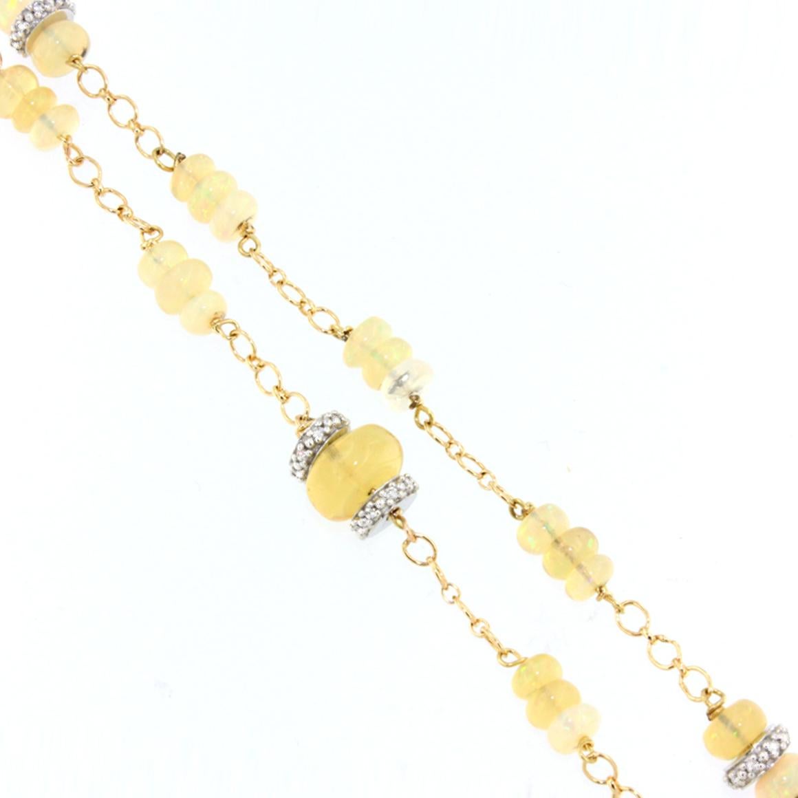 Ensemble collier de boucles d'oreilles et bracelet en or jaune et blanc 18 carats avec opale et diamants blancs en vente 3