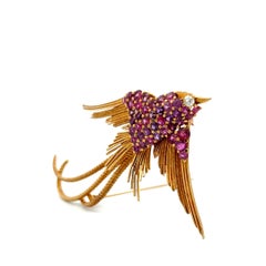 18K YG Bird Pin Brooch with 0.15 Carat Round G-VS Diamond & 4.5 Carat Ruby