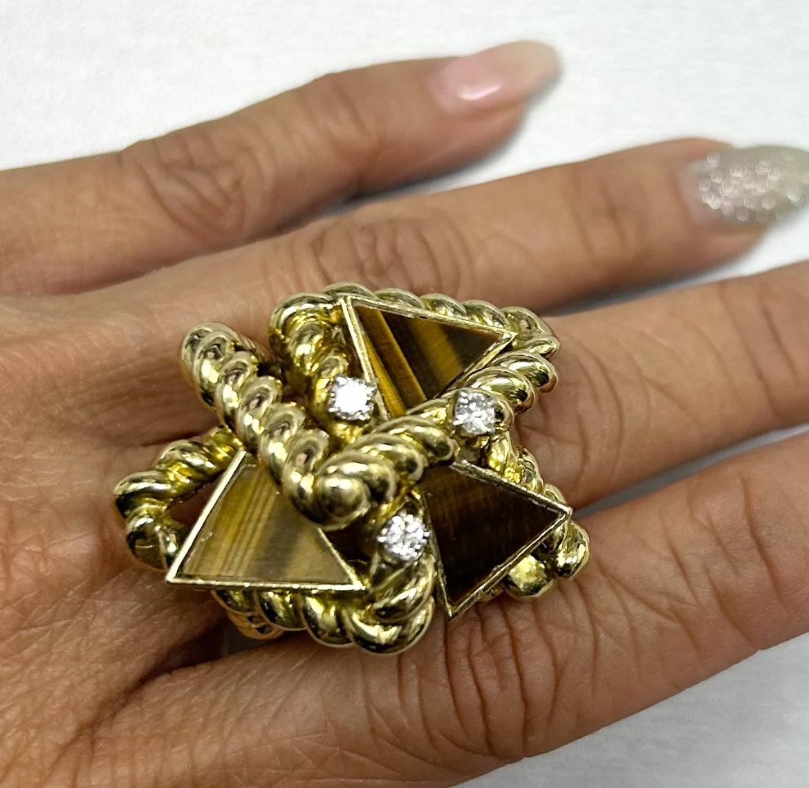 18k YG Large Abstract Ring 1