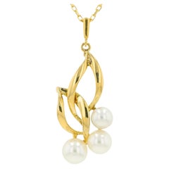 18K YG Mikimoto 5 - 6 MM Pearl Pendant