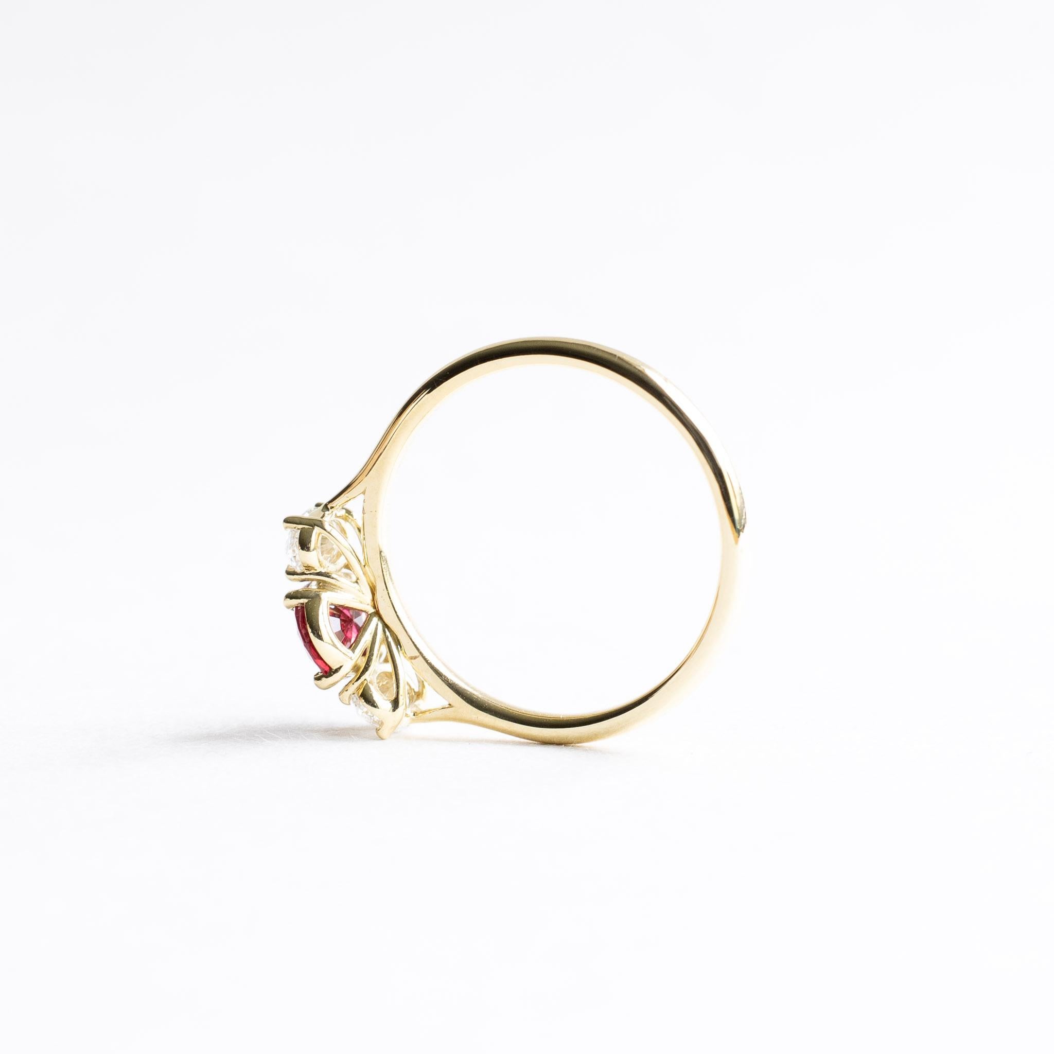 Oval Cut 18karat Certified 1.062 Carat Ruby Diamond Ring, Three Stone Engagement Ring For Sale