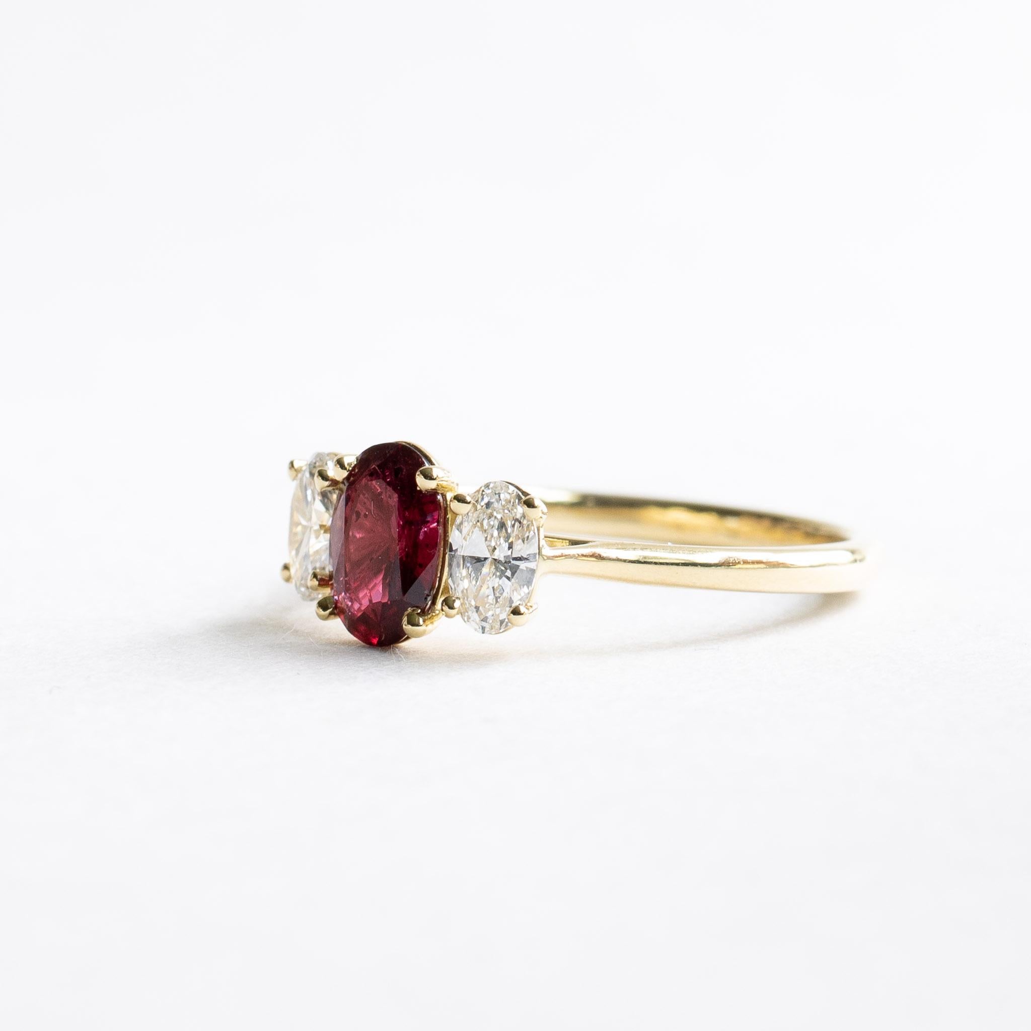 18karat Certified 1.062 Carat Ruby Diamond Ring, Three Stone Engagement Ring For Sale 1