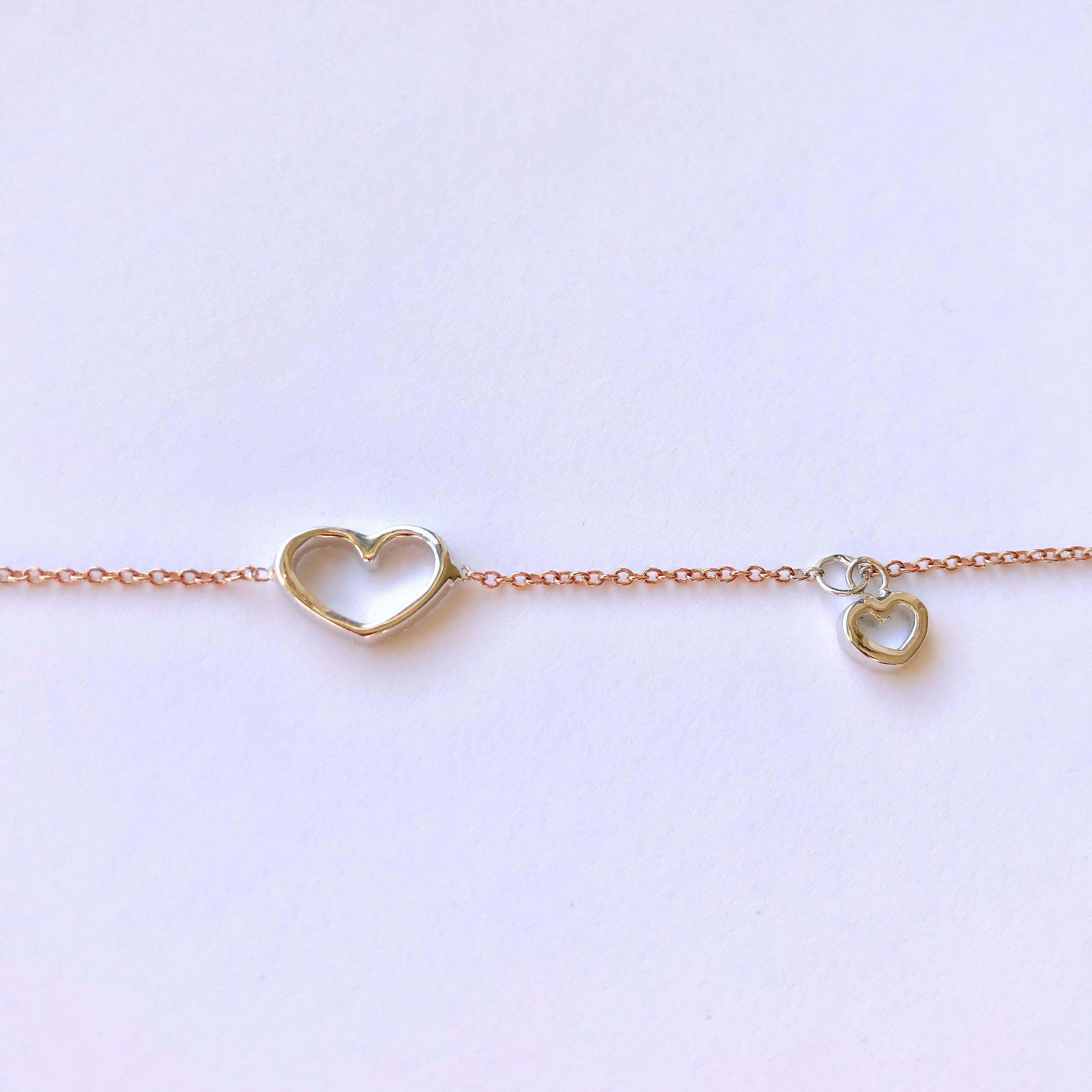 Women's 18 Karat Gold Charm Chain Diamond Heart Bracelet Bangle For Sale